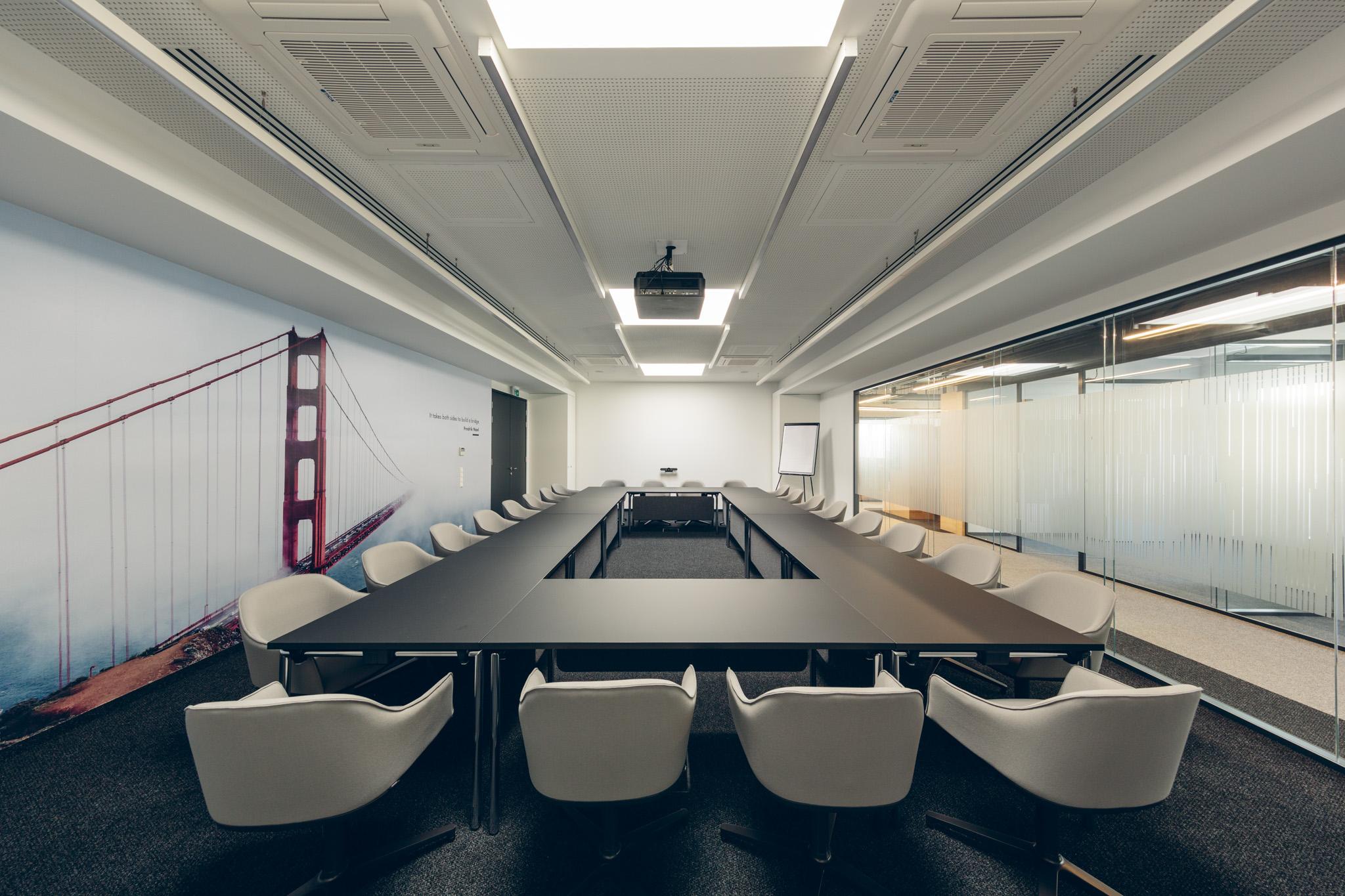 AM-Meetingroom_big